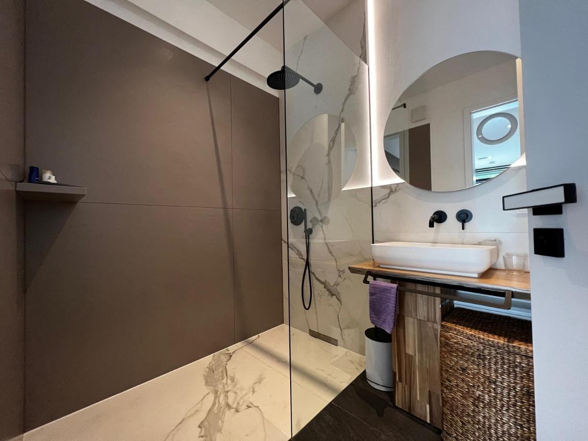Neues Exclusives 2 Schlafzimmer Apartment Hamburg Hamburgo Exterior foto